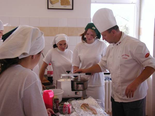 img00004.jpg