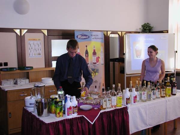 img00003.jpg