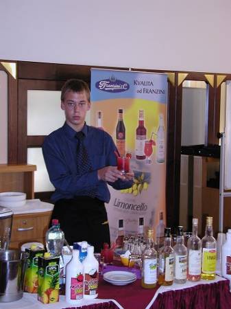 img00004.jpg